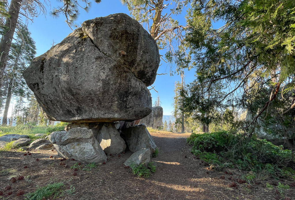 Trailside boulder - Buena Vista Peak