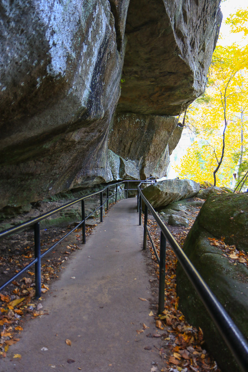 Paved path - Lovers Leap