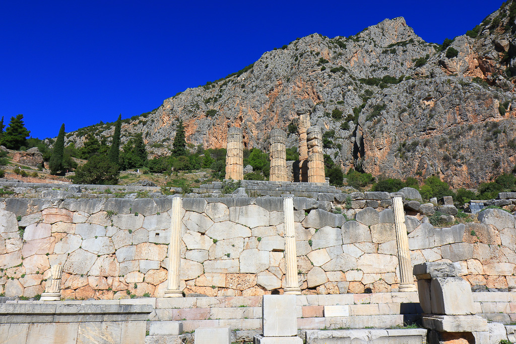 Stoa of the Athenians - Delphi