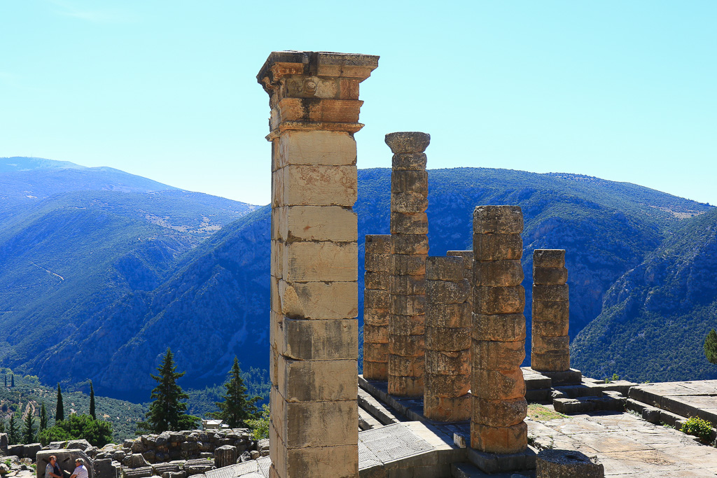 Pillar of Prusias II - Delphi