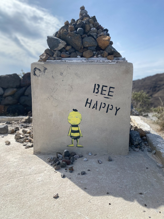 Bee Happy - Fira to Oia
