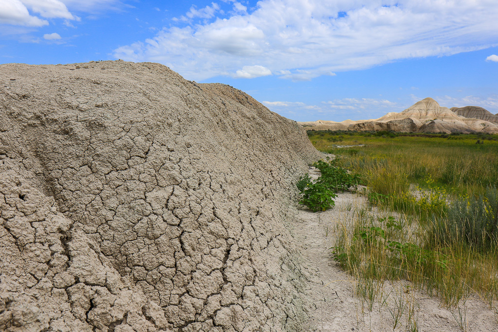 Badland crumbles - Toadstool Geologic Interpretive Trail